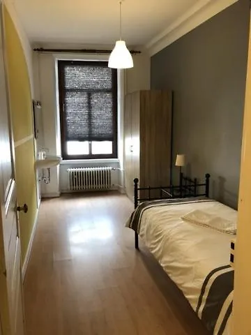 بيت ريفي Cafe Hotel De Ville De Bruxelles فيانْدْنْ